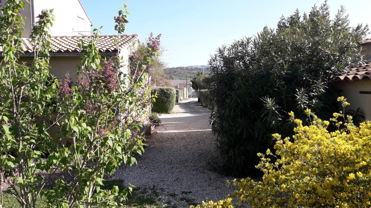 Un Petit Coin De Paradis Modene Bagian luar foto